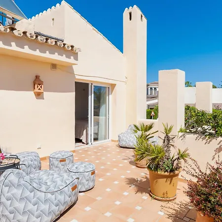Villa Charming Andalusian-style