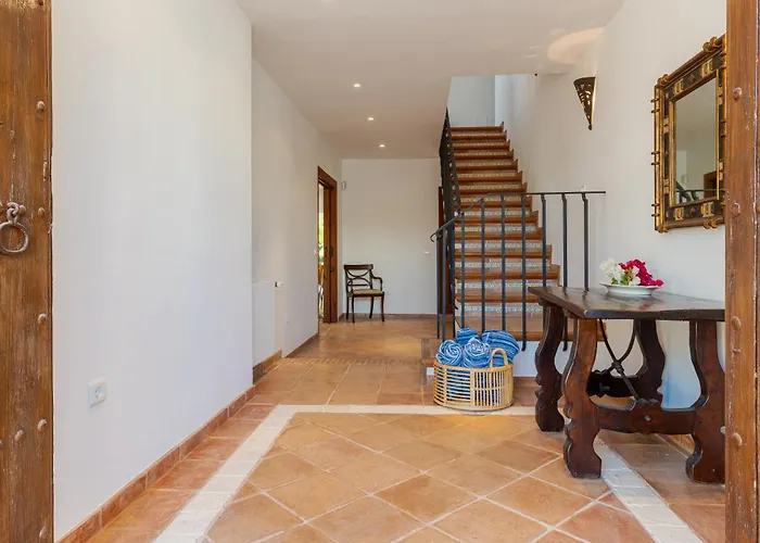 Charming Andalusian-style Villa