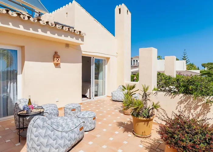 Villa Charming Andalusian-style